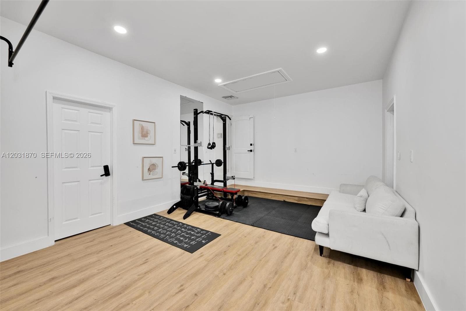 2940 NE 164th St, North Miami Beach FL 33160 — 29
