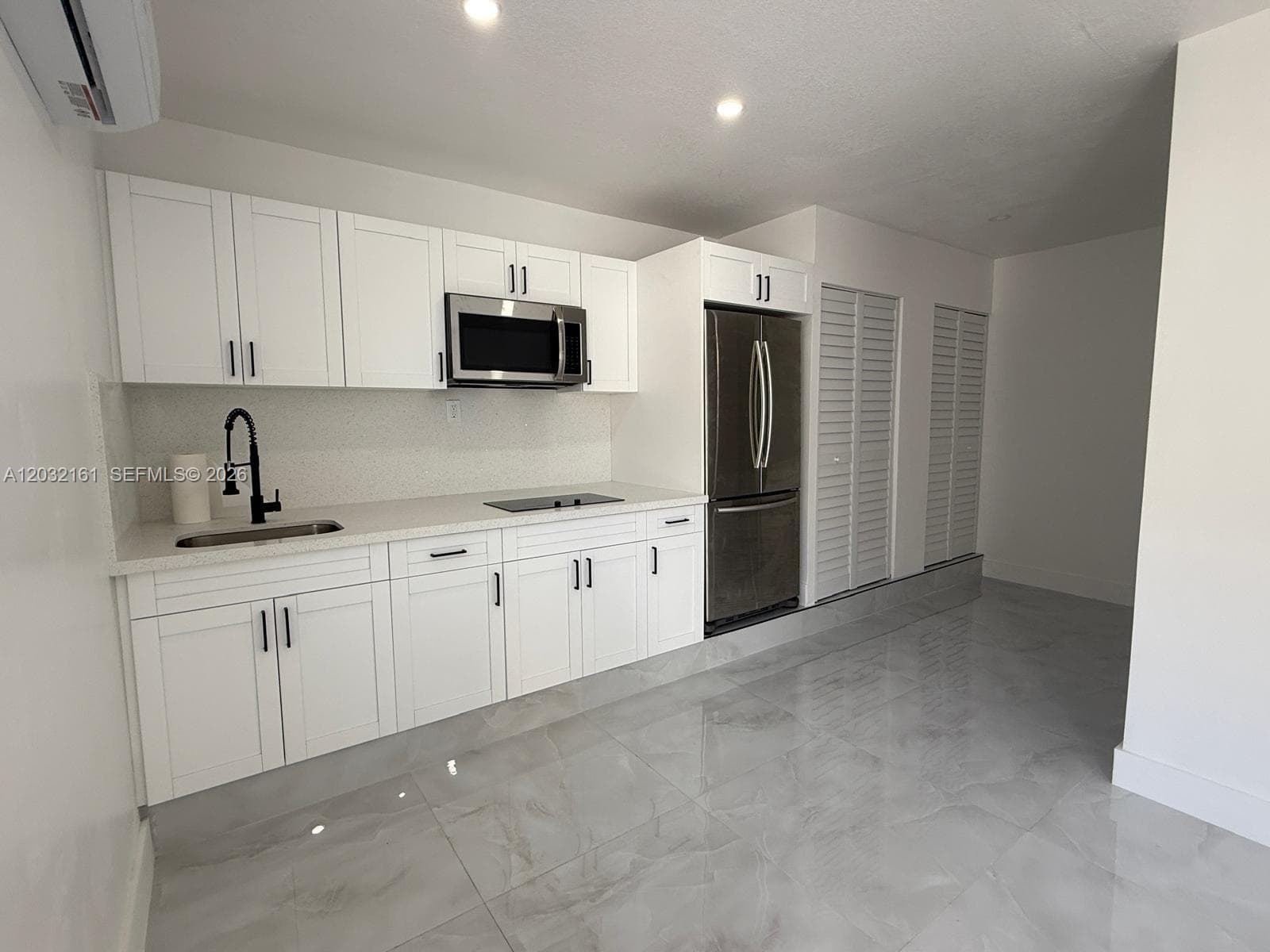 15106 NW 89th Ct, Miami Lakes FL 33018 — 53