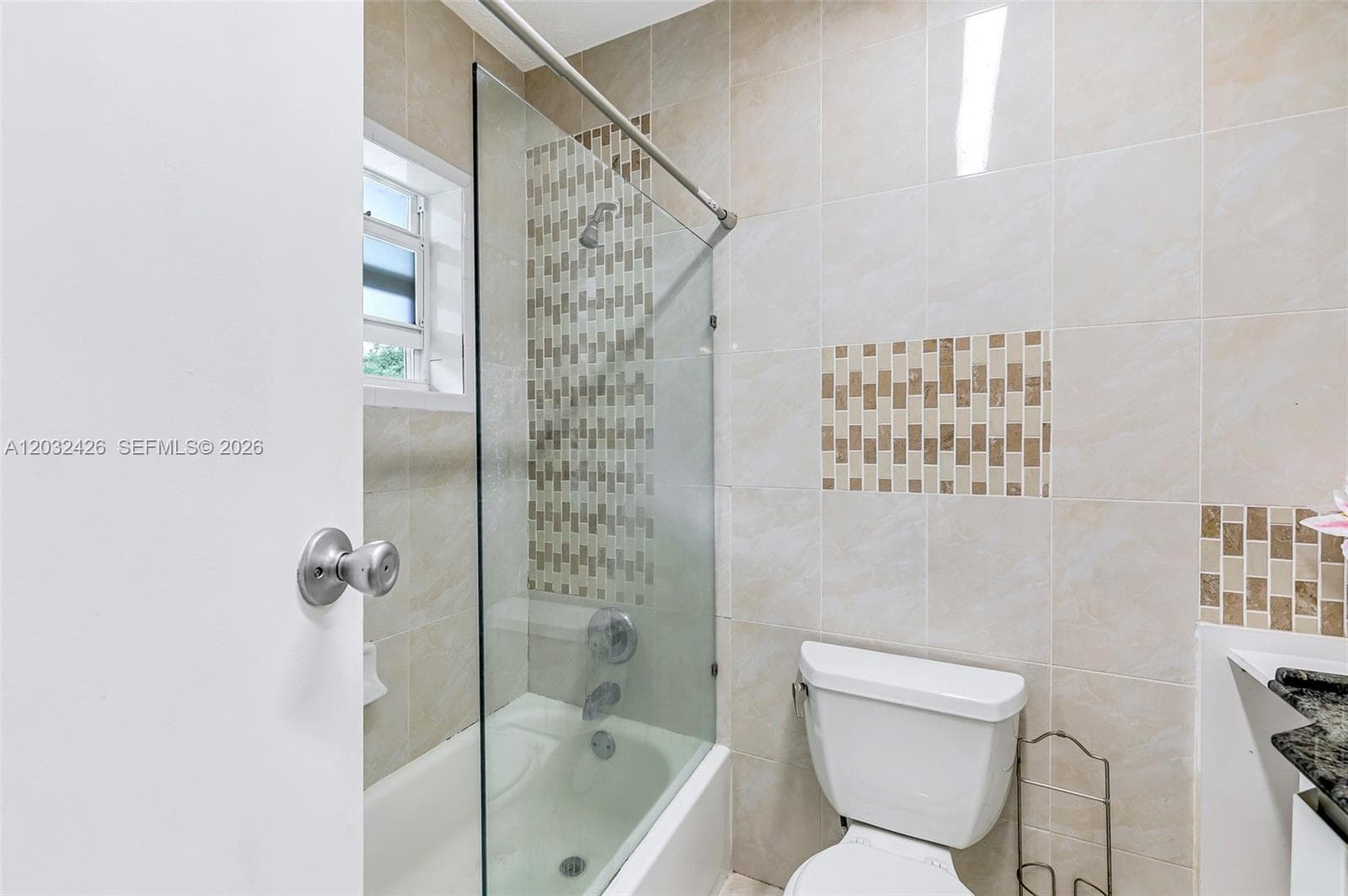 12085 W Dixie Highway, Biscayne Park FL 33161 — 42