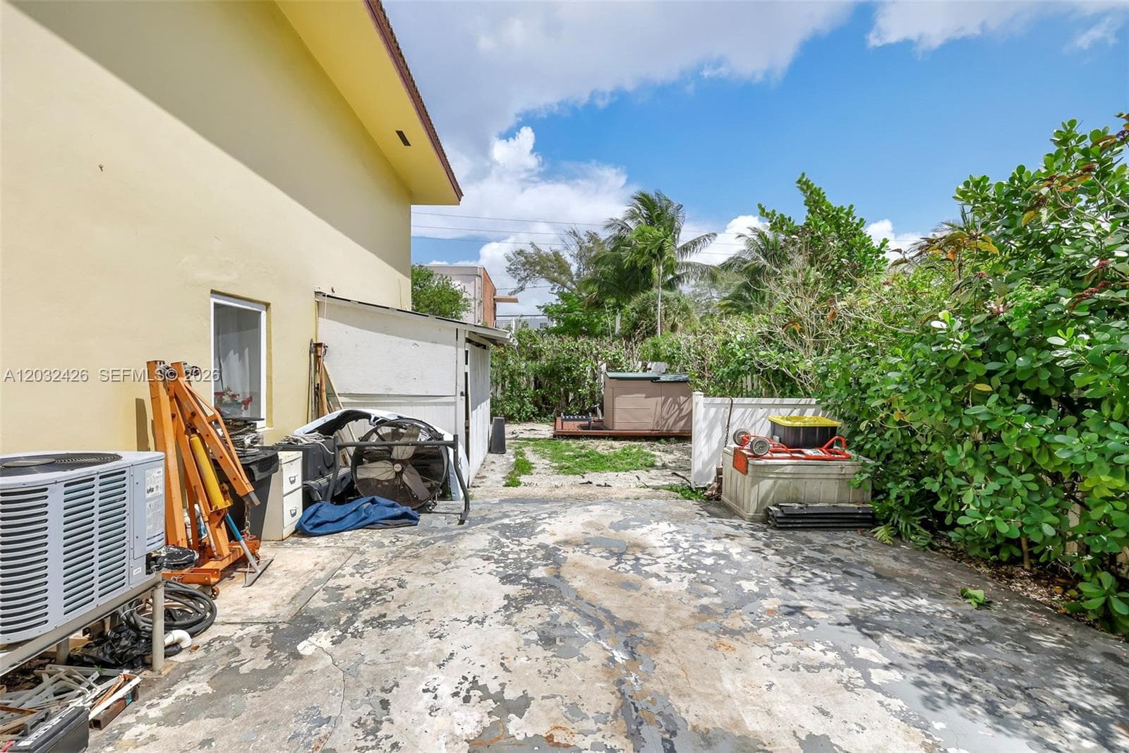 12085 W Dixie Highway, Biscayne Park FL 33161 — 50