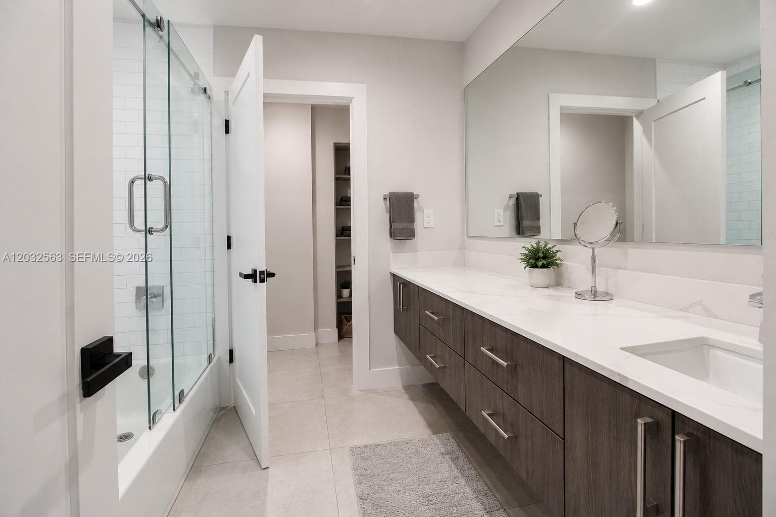 8700 SW 175th St, Palmetto Bay FL 33157 — 17