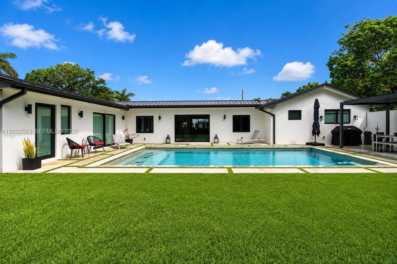 8700 SW 175th St, Palmetto Bay FL 33157 — 34