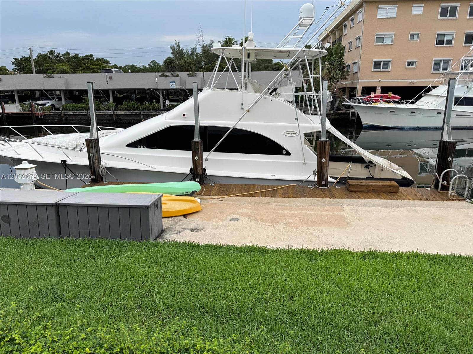 13305 Biscayne Island Ter, North Miami FL 33181 — 33