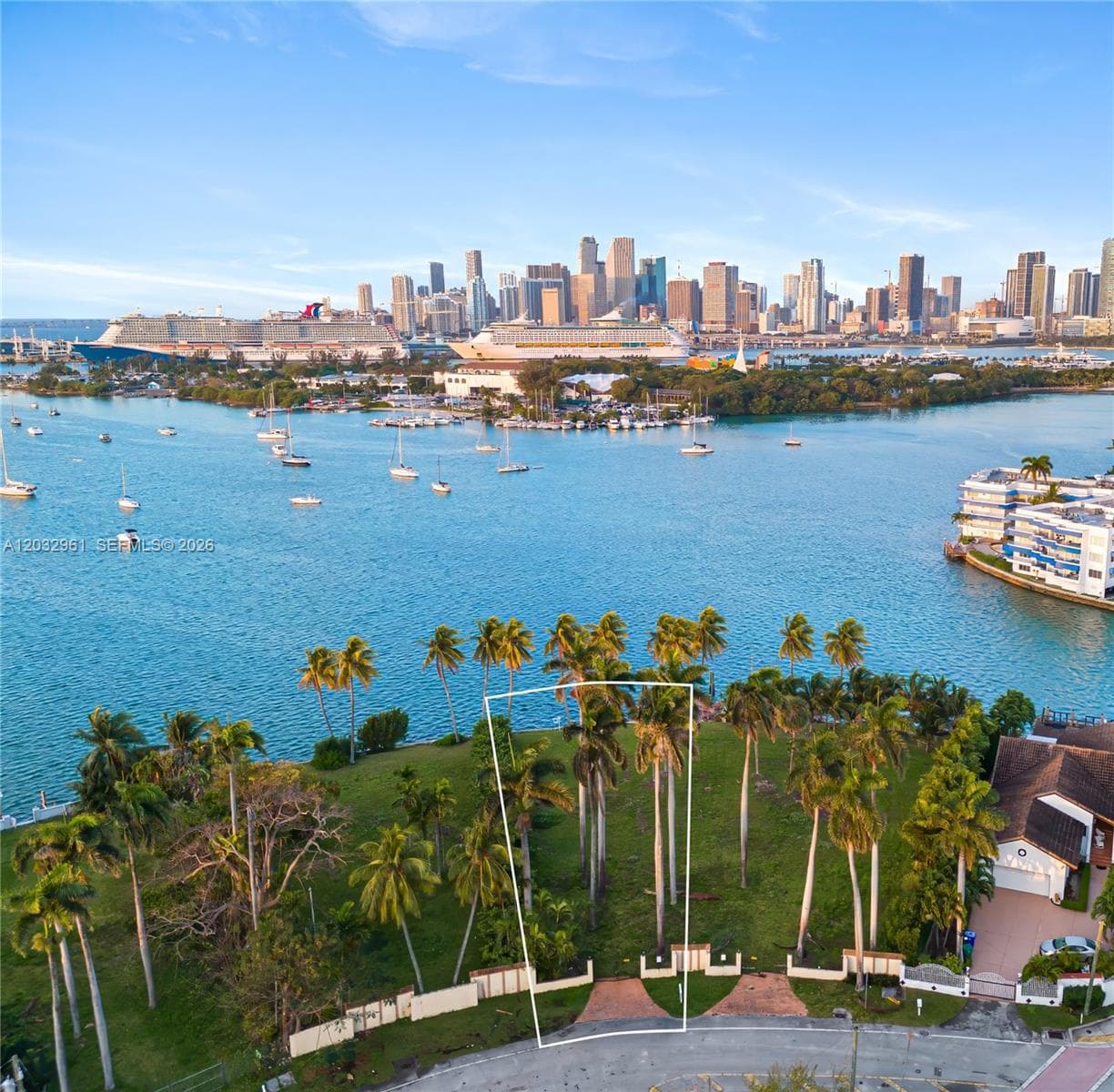 1228 S Venetian Way, Miami FL 33139 — 6