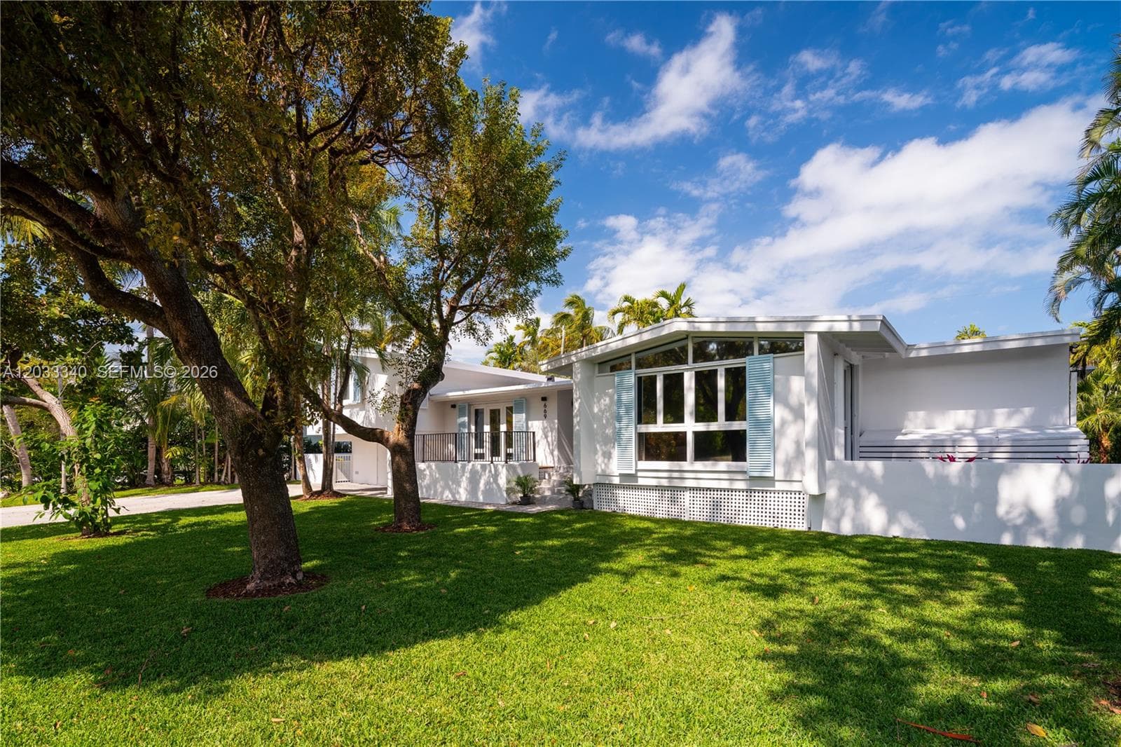 669 S Mashta Dr, Key Biscayne FL 33149 — 2