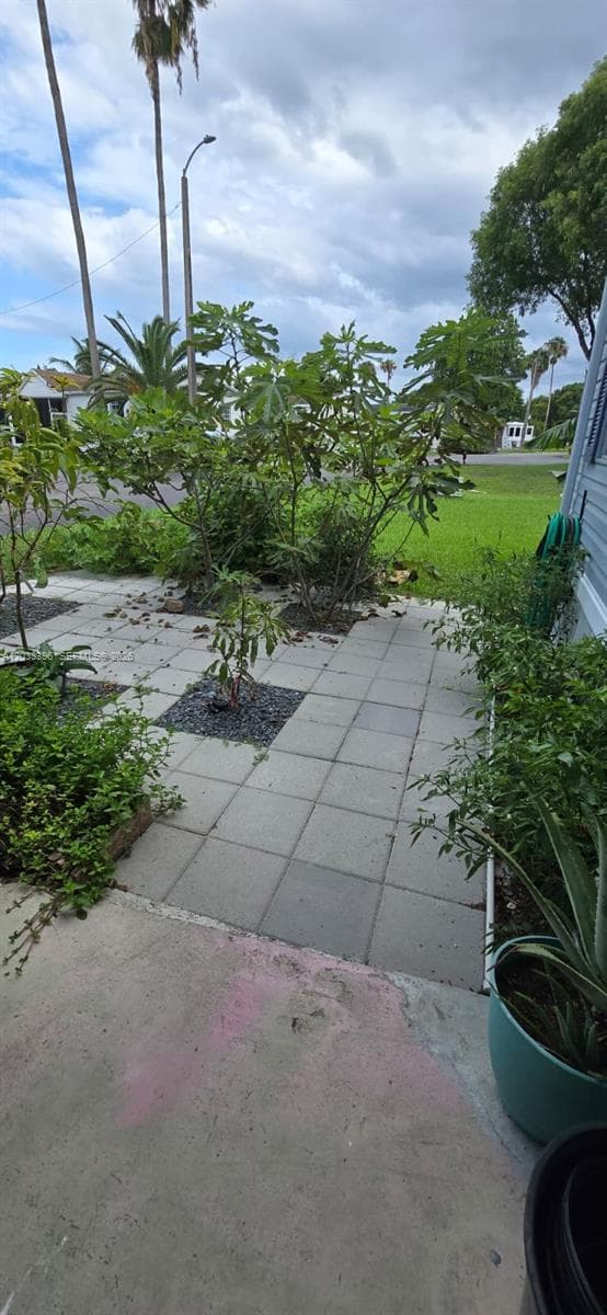 10 SE 6th Ave, Homestead FL 33030 — 21