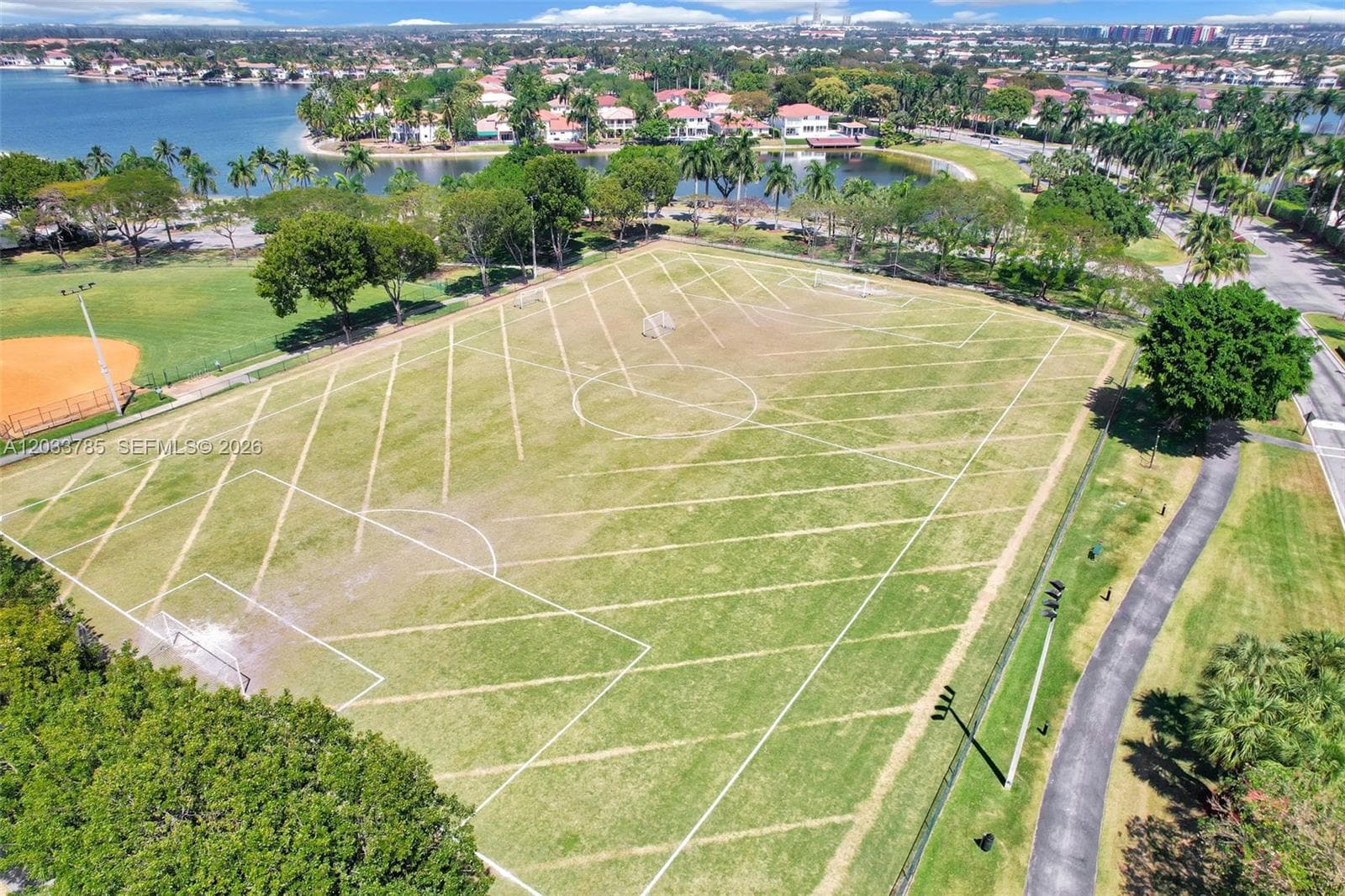11137 NW 72nd Ter, Doral FL 33178 — 52