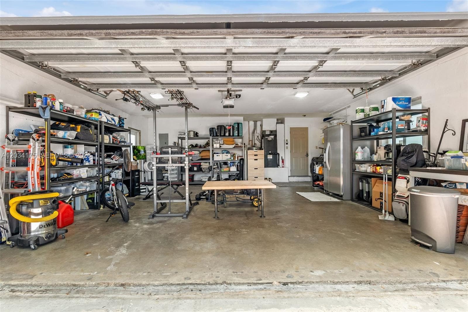 8601 Dundee Ter, Miami Lakes FL 33016 — 44