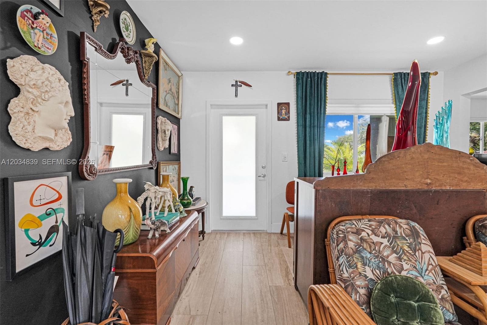 240 Nahkoda Dr, Miami Springs FL 33166 — 6