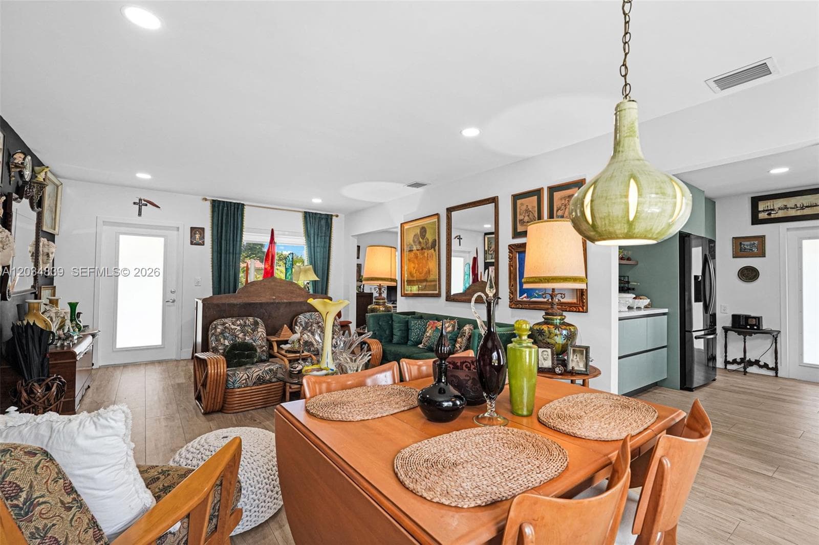 240 Nahkoda Dr, Miami Springs FL 33166 — 17