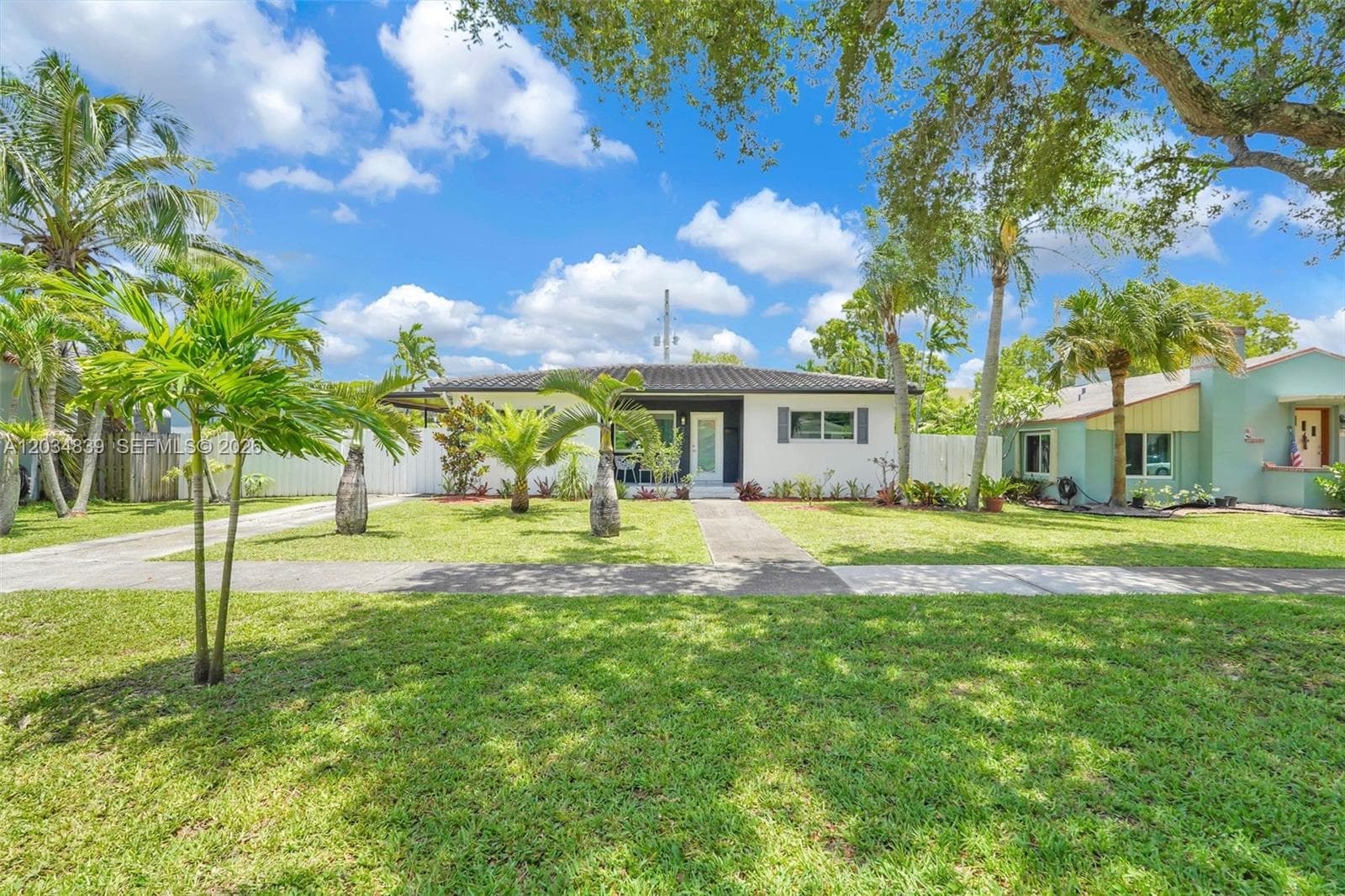 240 Nahkoda Dr, Miami Springs FL 33166 — 3