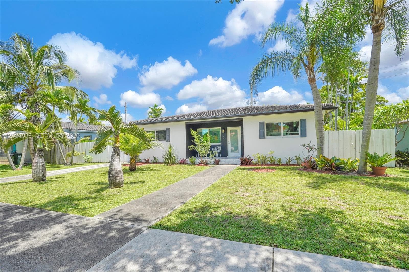 240 Nahkoda Dr, Miami Springs FL 33166 — 1