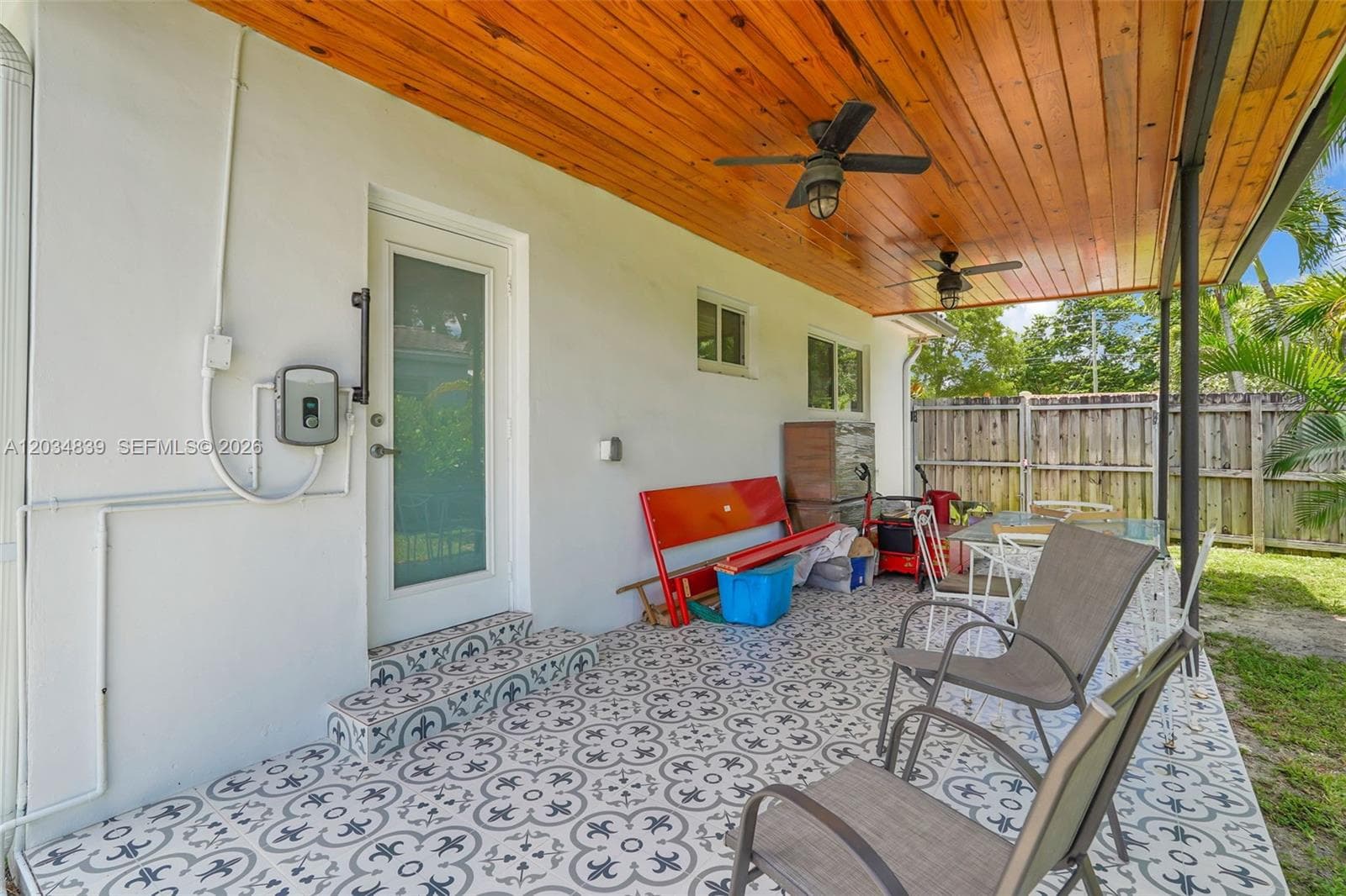 240 Nahkoda Dr, Miami Springs FL 33166 — 44