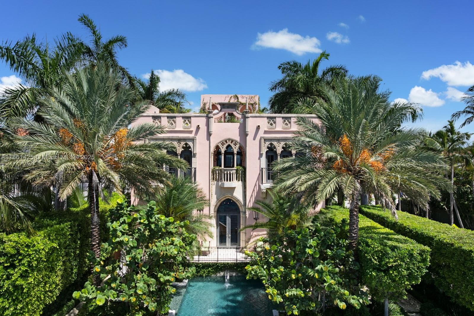 1840 S Bayshore Ln, Miami FL 33133